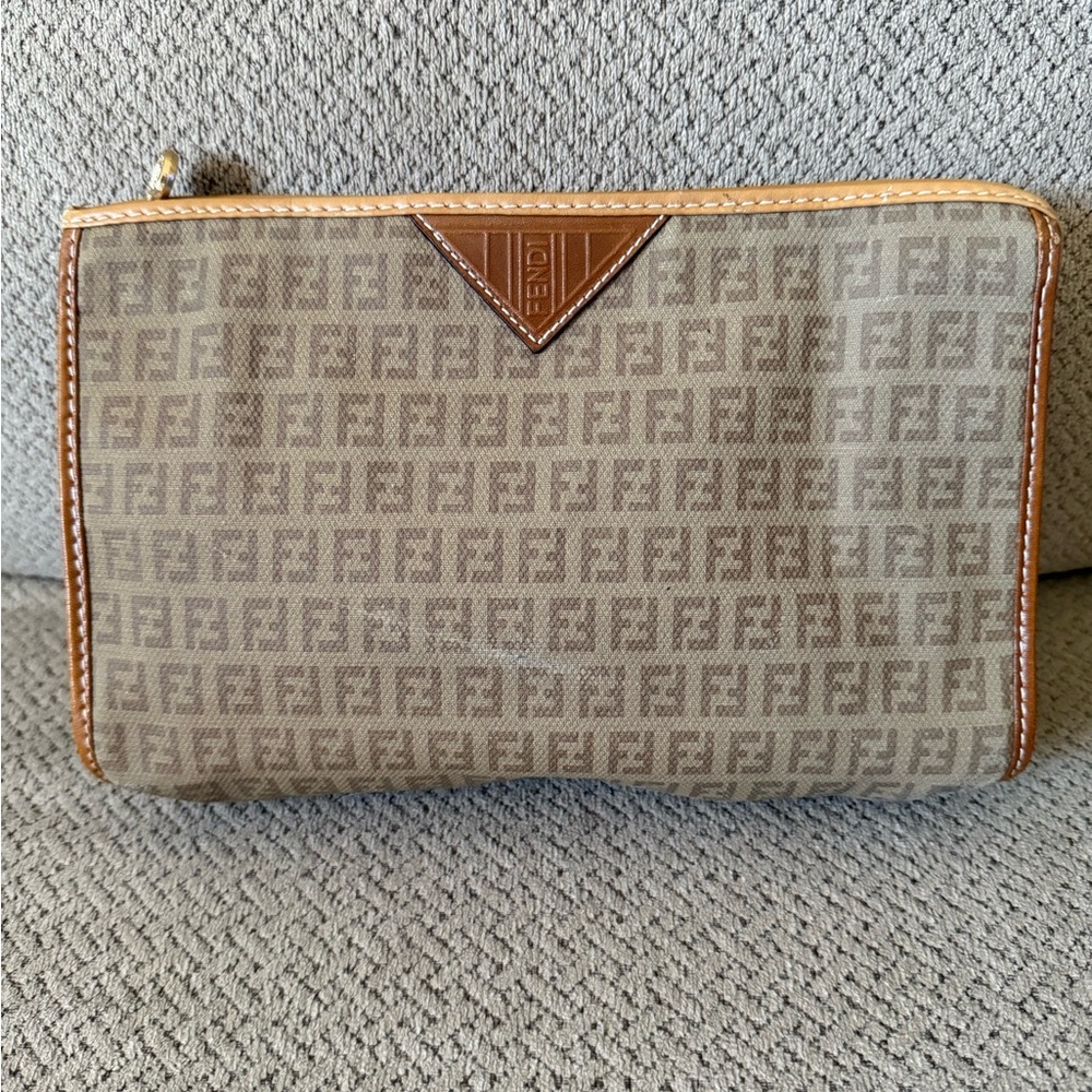 Fendi Clutch!
